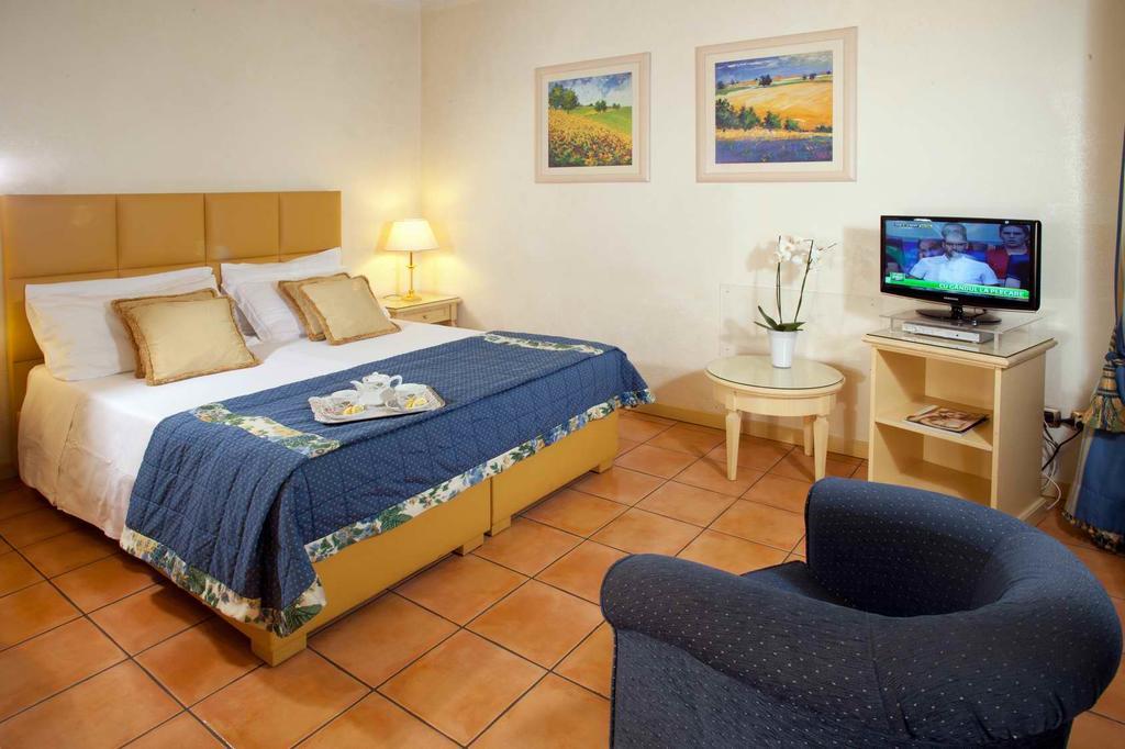 Hotel Piccolo Borgo Roma Exterior foto