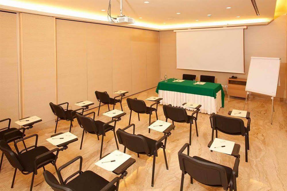 Hotel Piccolo Borgo Roma Exterior foto